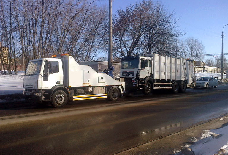 Буксировка грузовика из Березников в Астрахань