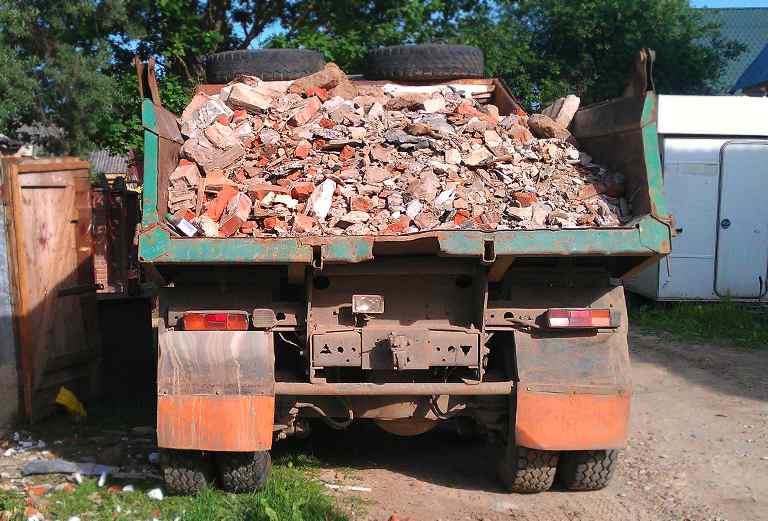 Вывоз строительного мусора из квартиры с грузчиками по Краснодару