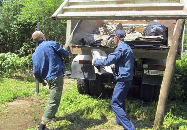 Вывоз мусора с дачного участка с грузчиками по Ростову-на-Дону