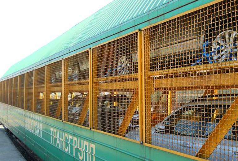 Транспортировка железнодорожным транспортом автомобиля цены из Краснодара в Красноярск